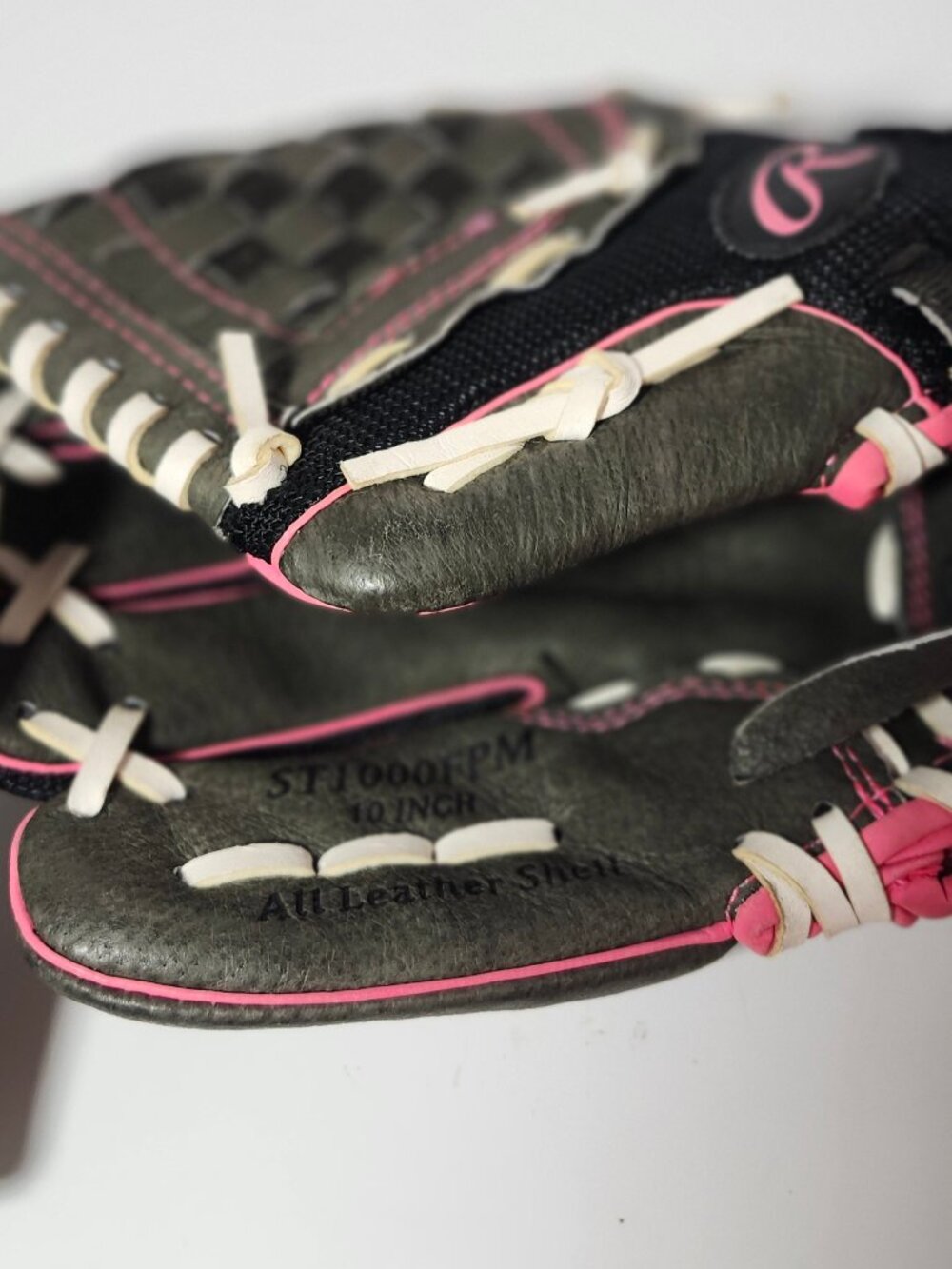 Rawlings Storm 10" Youth Fastpitch Softball Glove NWT ST1000FPM LHT